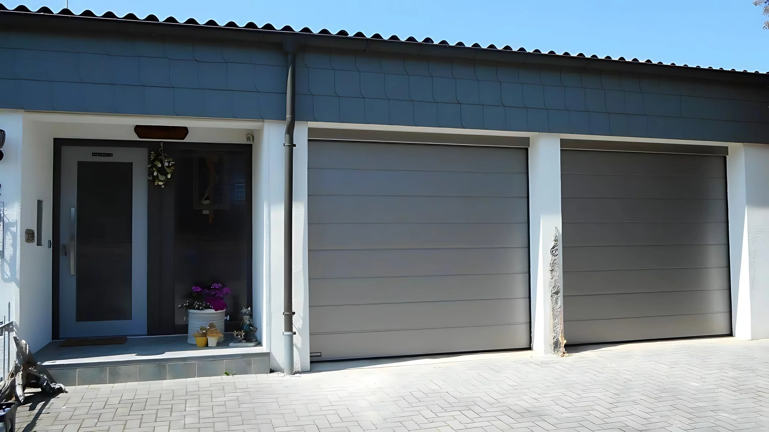 Garage Slide Garage Slide