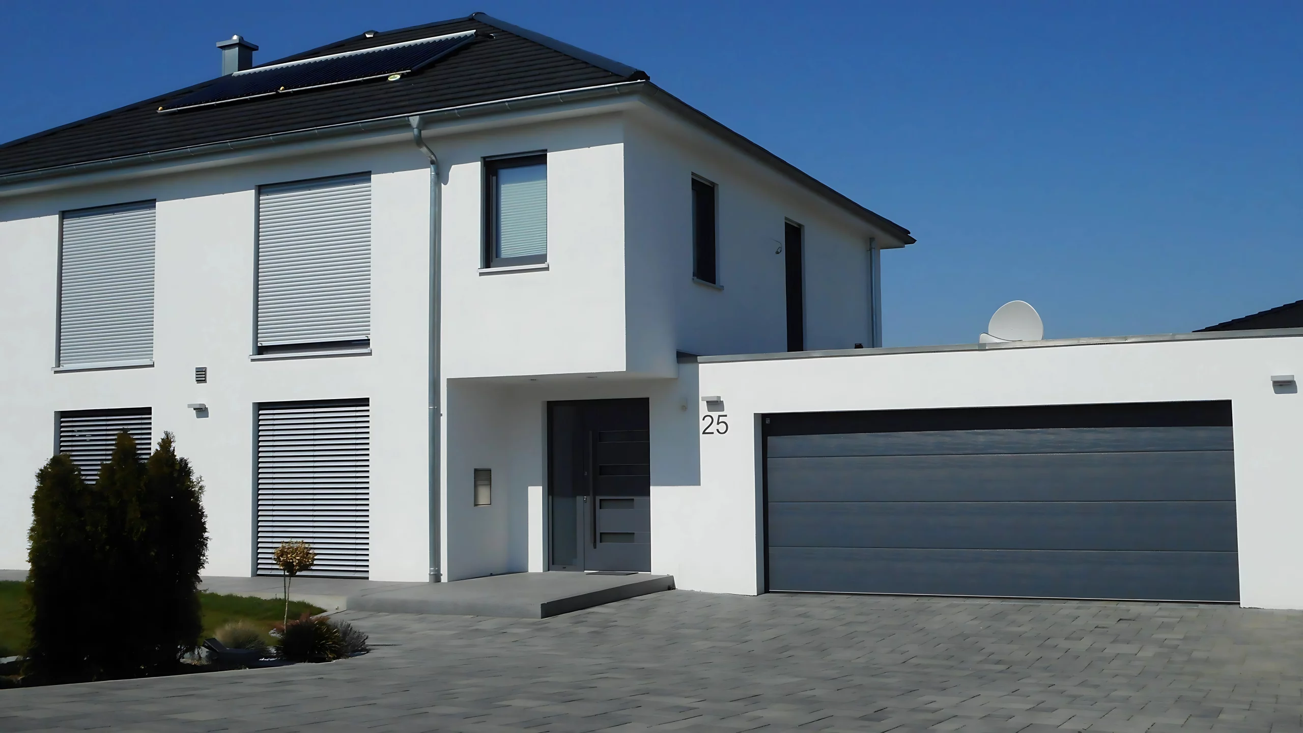 Haus mit Garage 3 Haus mit Garage 3